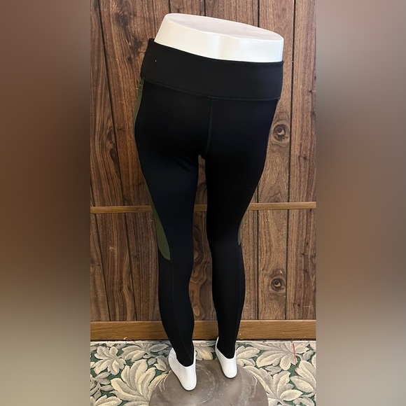 Victoria's Secret PINK Cozy Black Green With Pockets Stretch Ankle Leggings Sz S - Picture 4 of 8